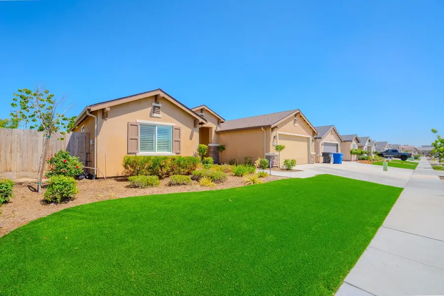2495 Vintage Place, Hanford, CA 93230 - #3