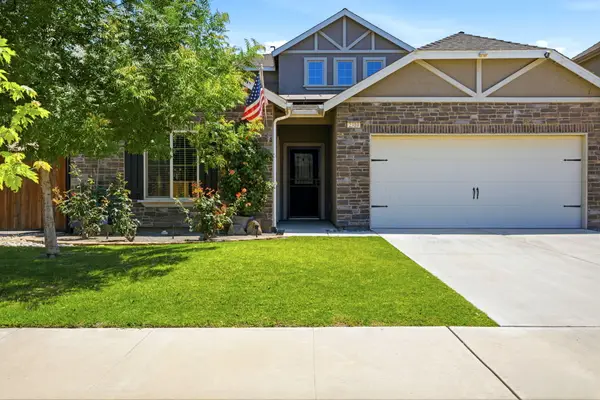 2310 N Crowe Street, Visalia, CA 93291