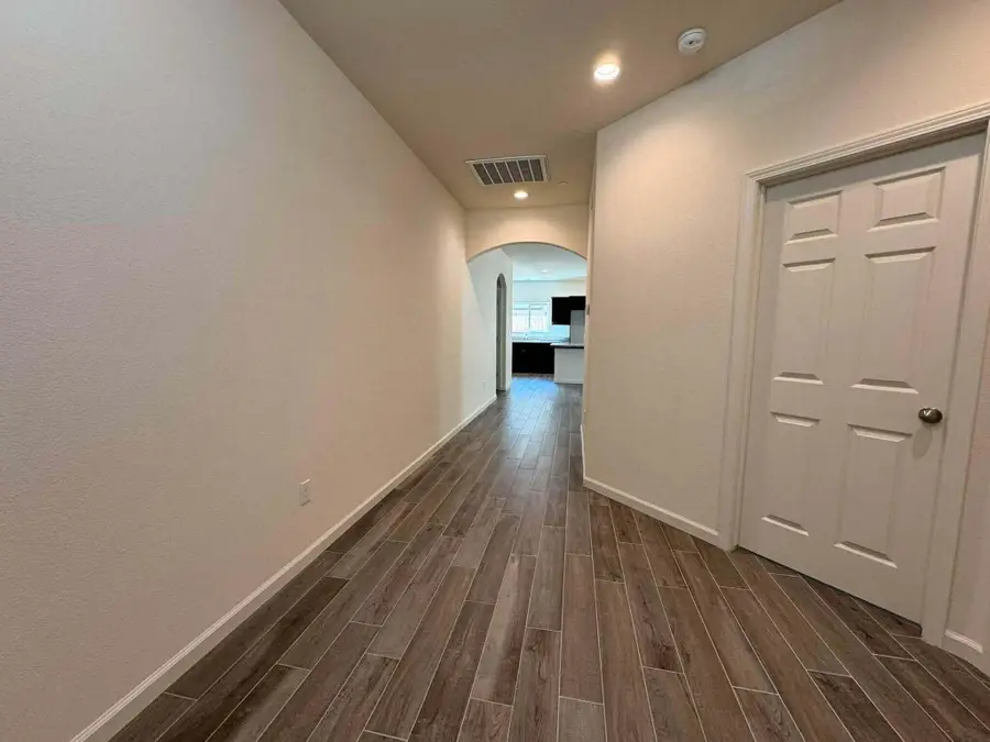 6277 Willow Oak Avenue, Visalia, CA 93292 - #2