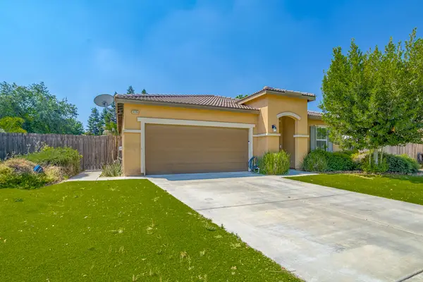 3715 W Buena Vista Avenue, Visalia, CA 93291