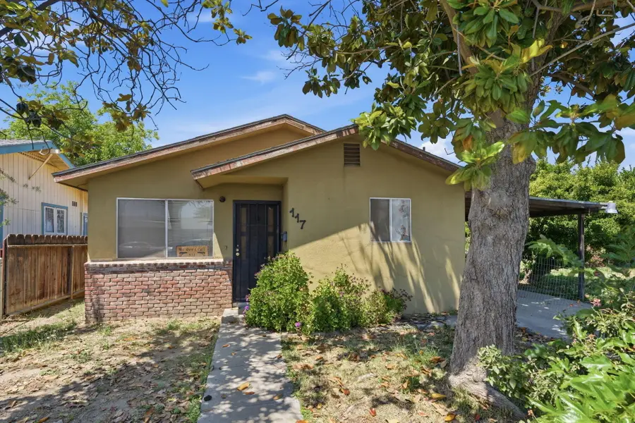 117 NE 5th Avenue, Visalia, CA 93291 - #2