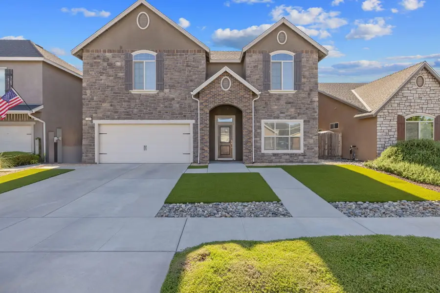 2305 N Fairway Court, Visalia, CA 93291 - #2