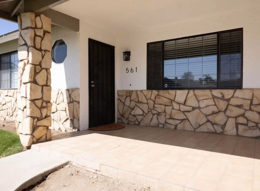561 Wellington Place, Porterville, CA 93257 - #2