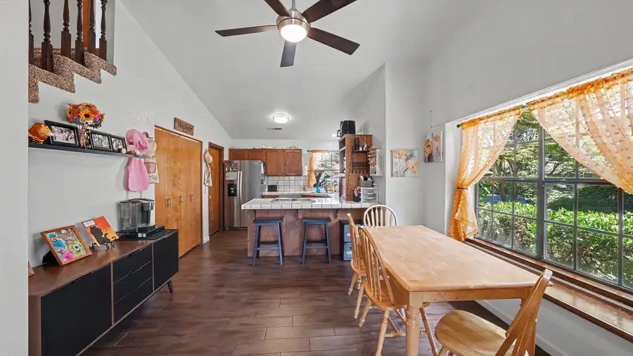 3749 W Damsen Avenue, Visalia, CA 93291 - #3