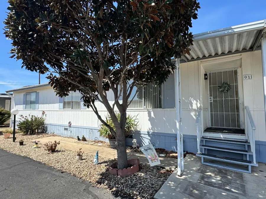 1095 W Mccoy Lane, Santa Maria, CA 93455 - #2