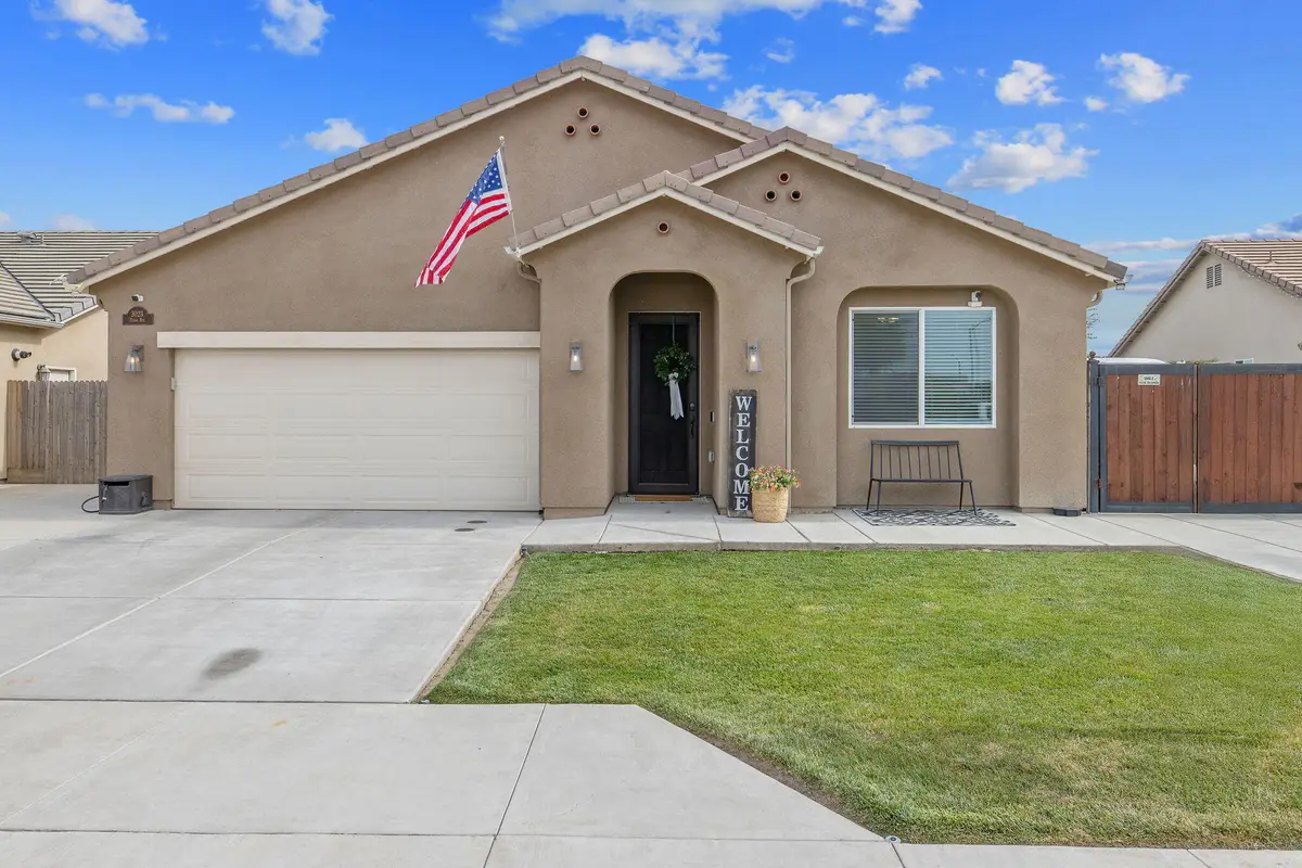 3023 Ferro Avenue, Tulare, CA 93274 - #1