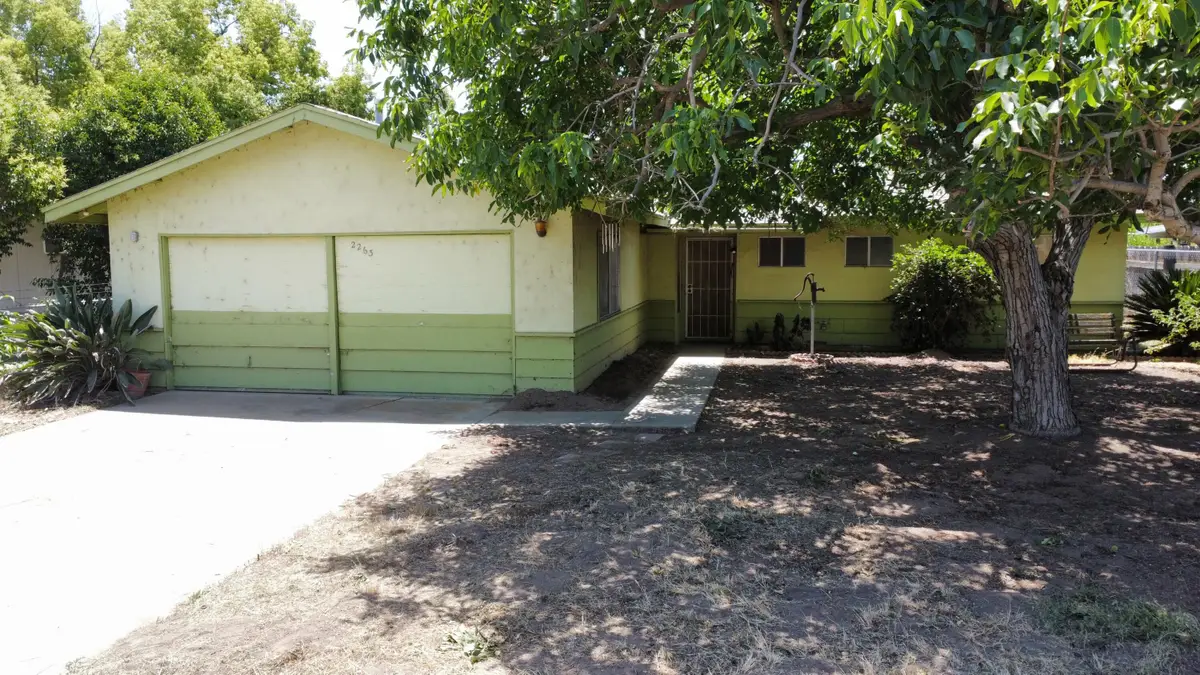 2263 E Cleo Avenue, Porterville, CA 93257 - #1