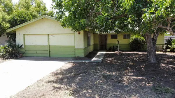 2263 E Cleo Avenue, Porterville, CA 93257