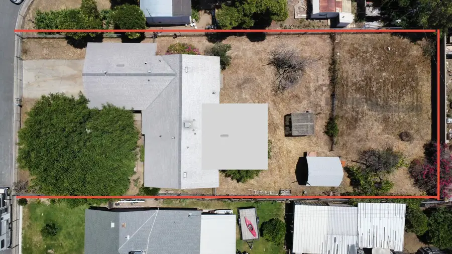 2263 E Cleo Avenue, Porterville, CA 93257 - #2