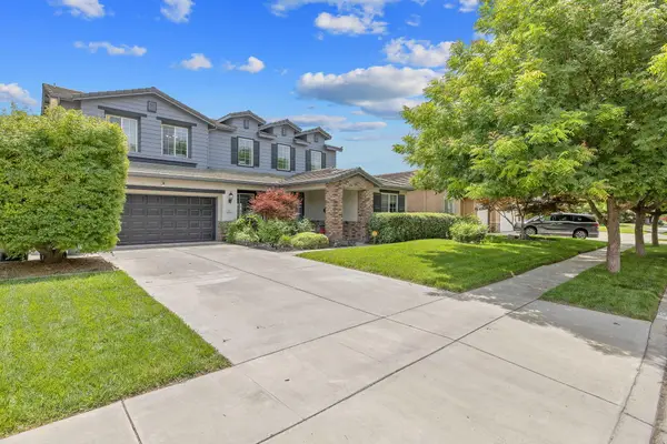 4217 W Elowin Court, Visalia, CA 93291
