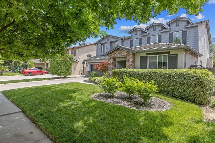4217 W Elowin Court, Visalia, CA 93291 - #2