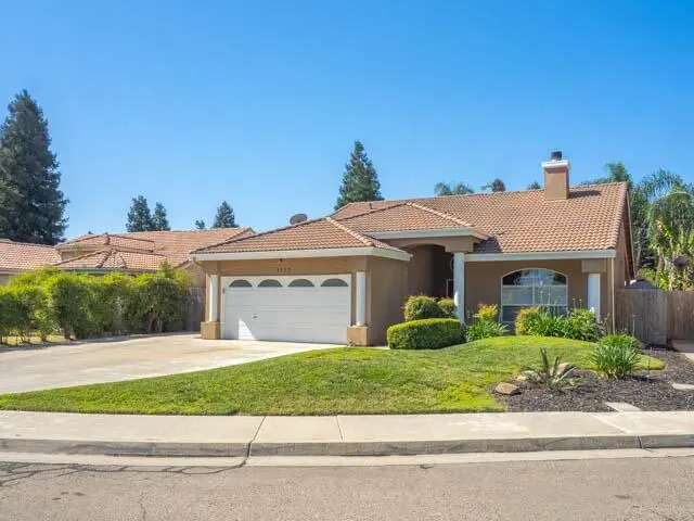 1523 E Monte Vista Court, Visalia, CA 93292 - #1