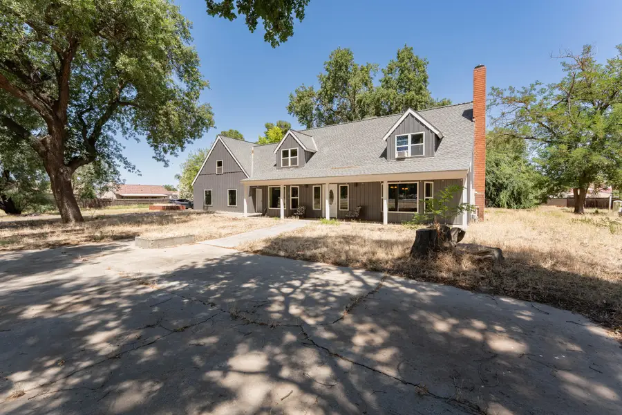 1150 E Hanford Armona Road, Lemoore, CA 93245 - #2