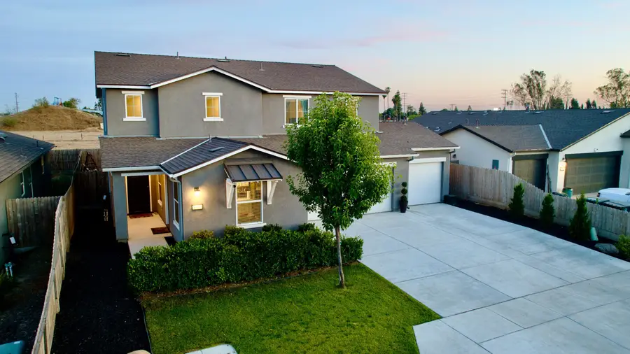 2439 Sawgrass Avenue, Tulare, CA 93274 - #3