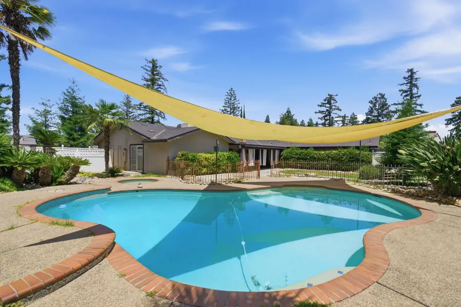 445 E Chevy Chase Drive, Tulare, CA 93274 - #2