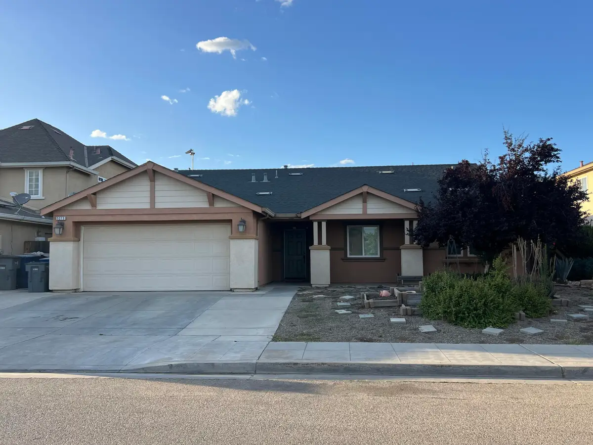 5273 E Geary Street, Fresno, CA 93727 - #1