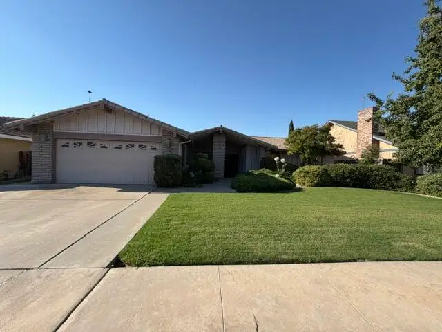 1540 Nancy Circle, Porterville, CA 93257 - #2