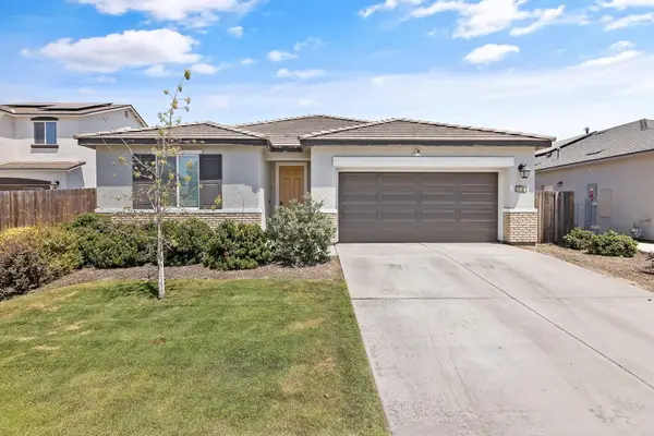 3518 E Laura Court, Visalia, CA 93292