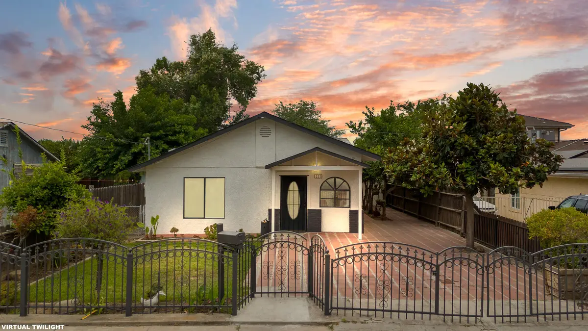 233 W River Avenue, Porterville, CA 93257 - #1