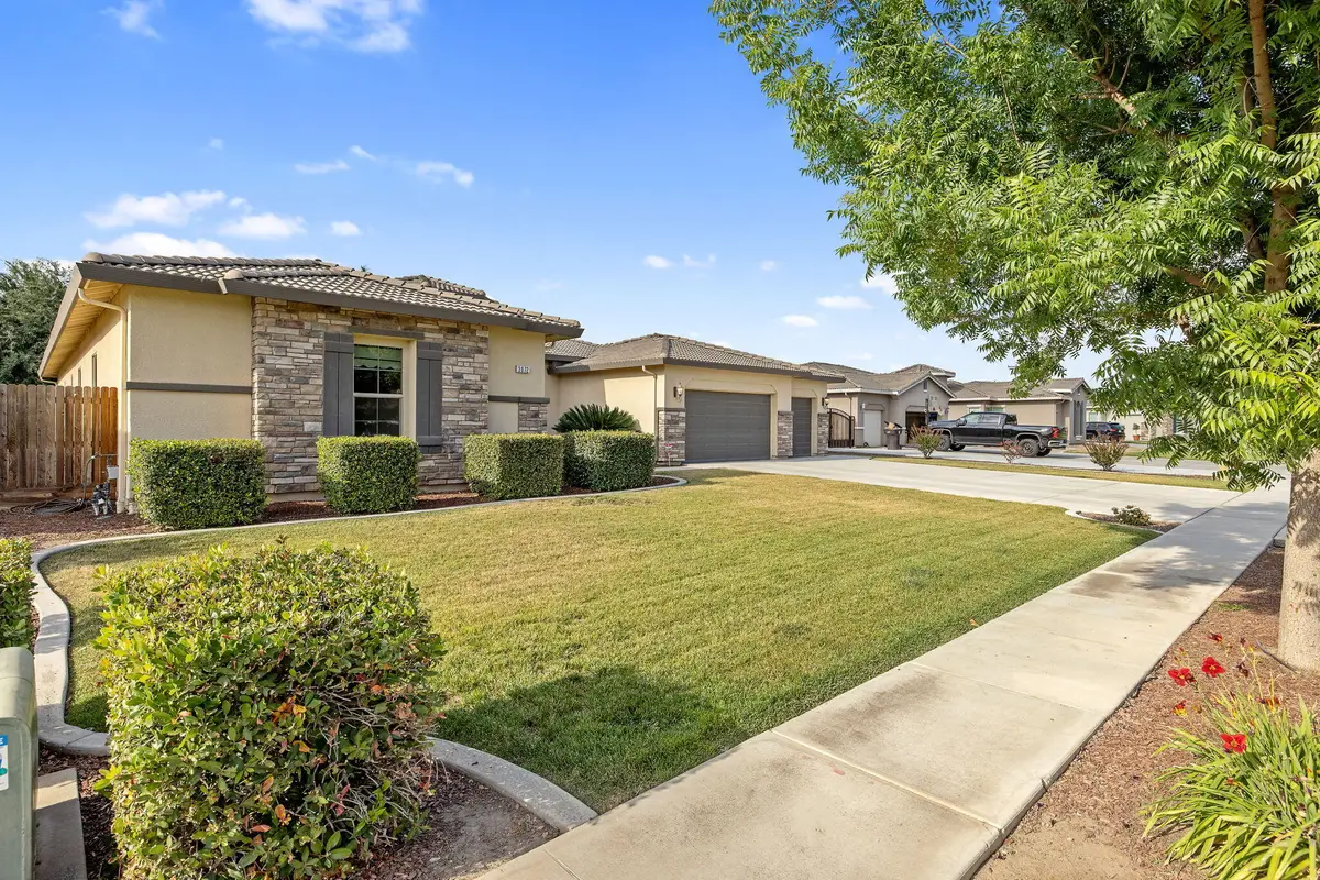 3072 Cape Canyon Avenue, Tulare, CA 93274 - #1