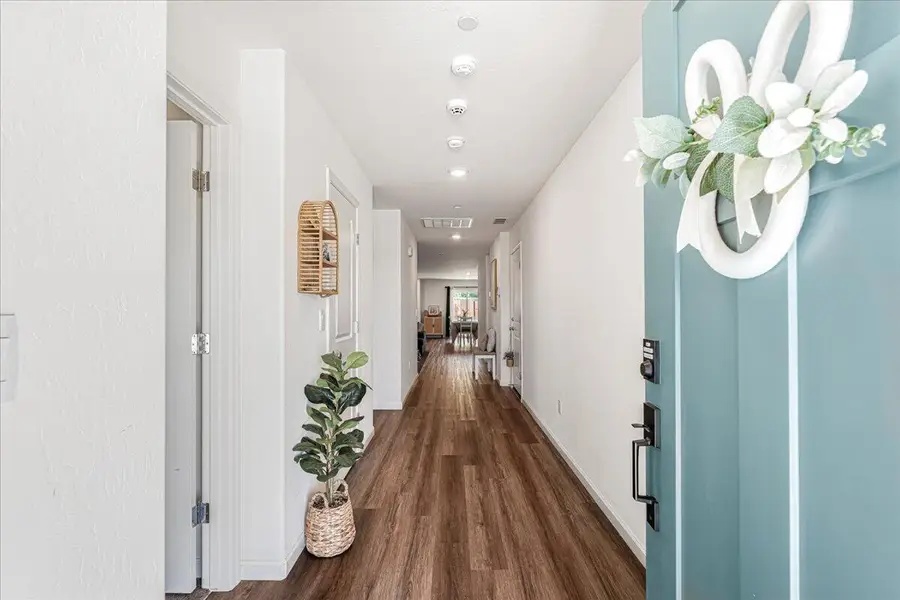 2428 Wolf Creek Place, Tulare, CA 93274 - #3