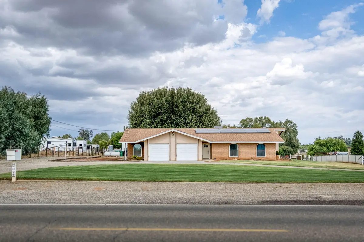 5602 N Mccall Avenue, Clovis, CA 93619 - #1