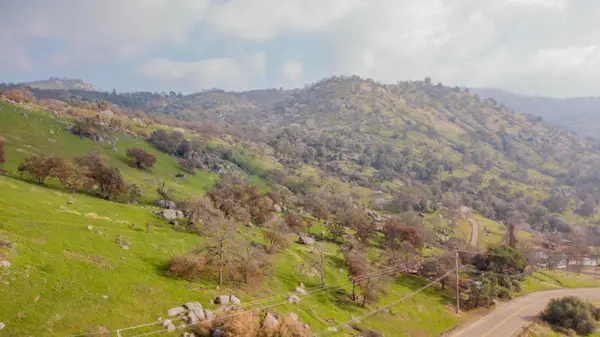 38938 Pepperweed Rd, Yokuts Valley, CA 93675