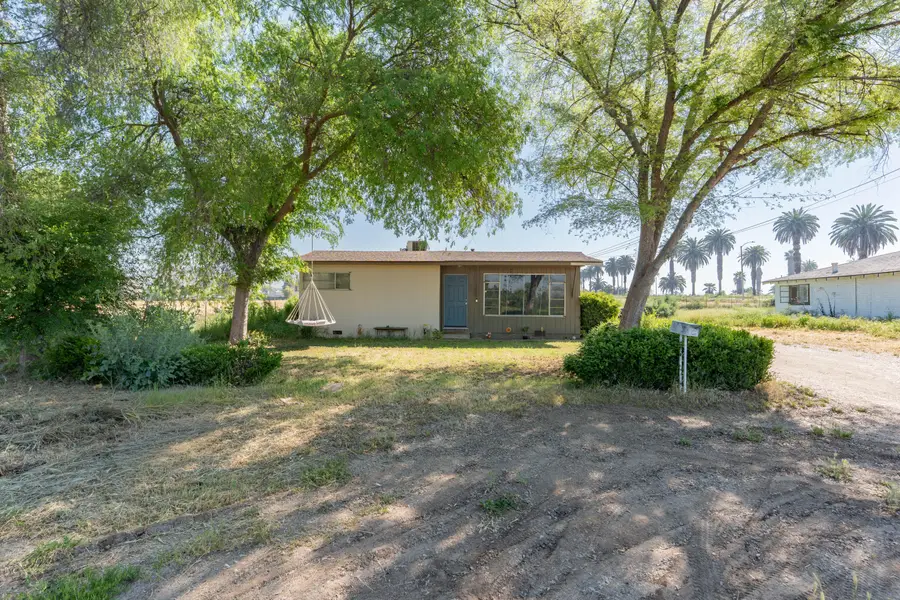 612 E Morton Avenue, Porterville, CA 93257 - #3