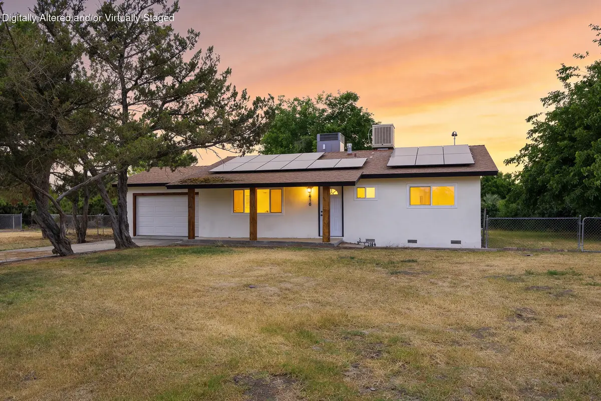 416 W Addie Avenue, Tulare, CA 93274 - #1