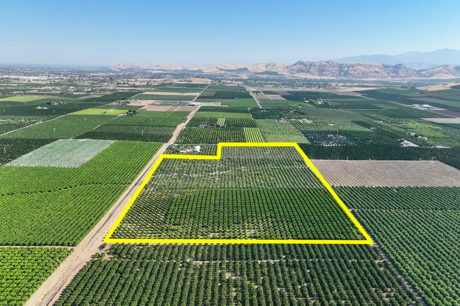 S Hillcrest Street, Porterville, CA 93257 - #3