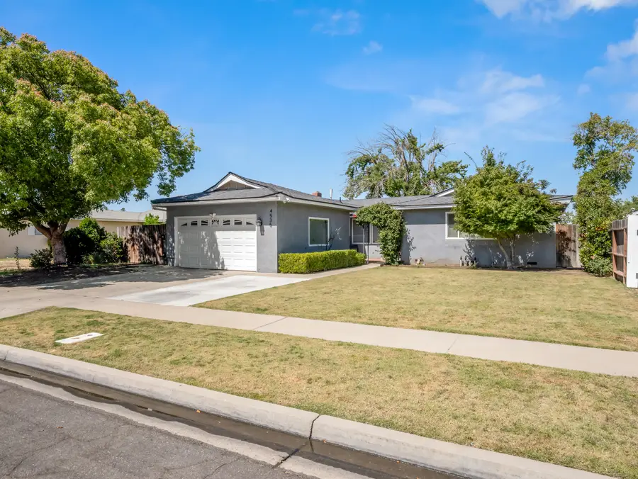 4535 N Laureen Avenue, Fresno, CA 93726 - #3