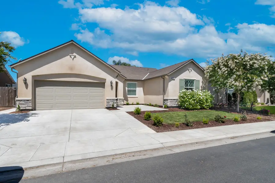 1664 Softwind Drive, Tulare, CA 93274 - #3