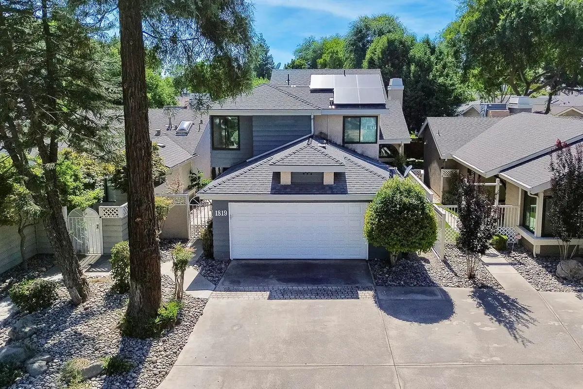 1819 S Stover Street, Visalia, CA 93292 - #1