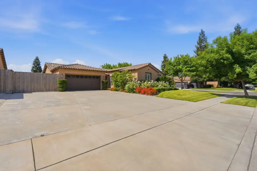 4235 W Elowin Court, Visalia, CA 93291 - #3