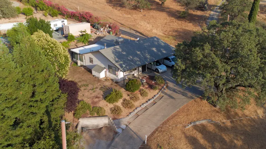 35823 Rio Vista Road, Springville, CA 93265 - #2
