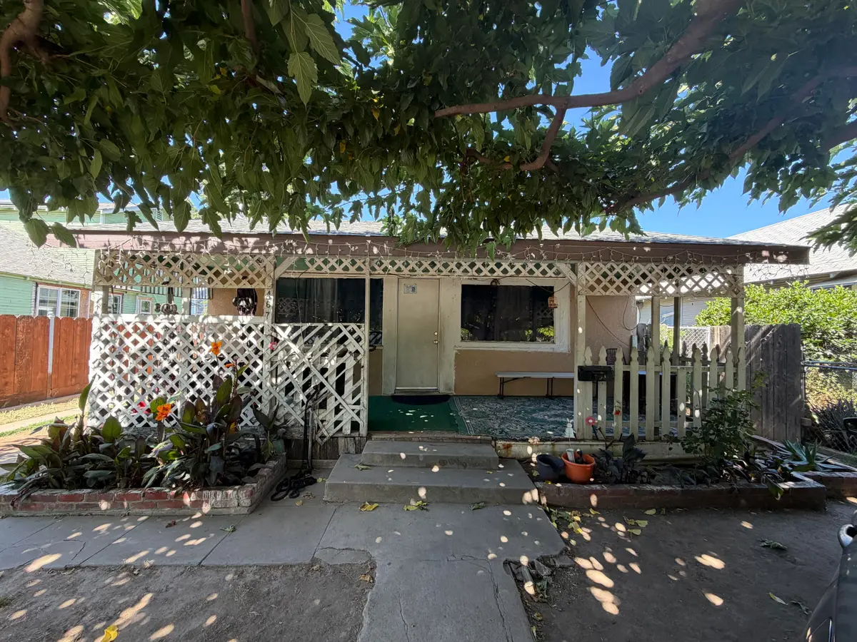 467 N Elmwood, Lindsay, CA 93247 - #1