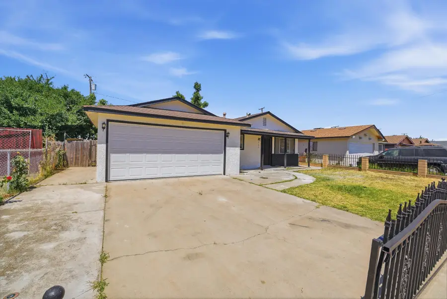 765 S C Street, Tulare, CA 93274 - #2