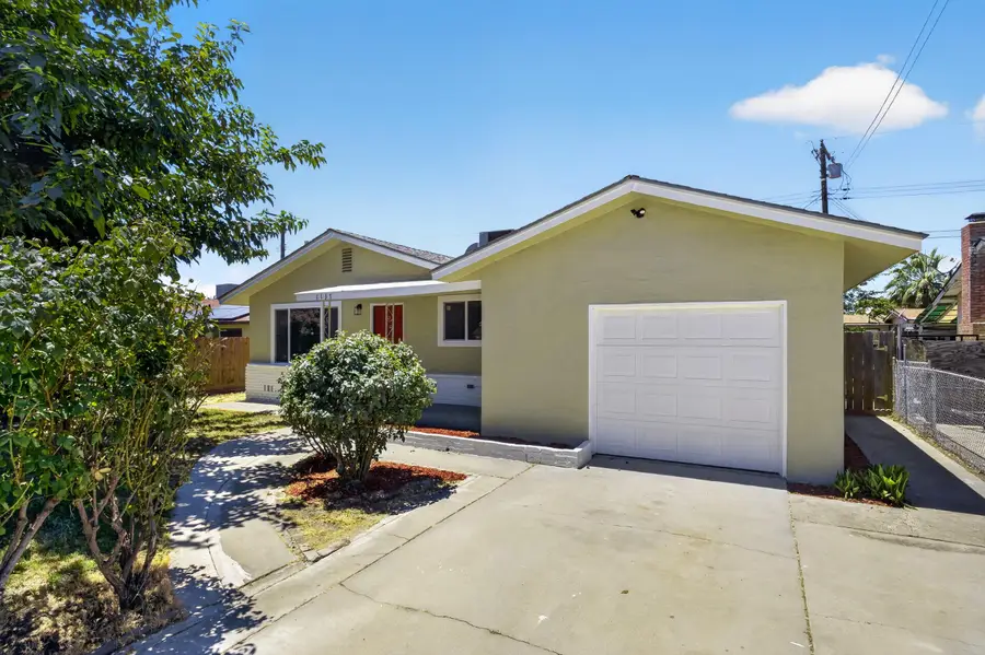1137 N Gowdy Street, Visalia, CA 93292 - #2