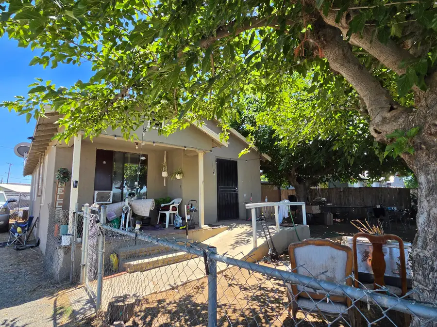 34442 Millwood Drive, Woodlake, CA 93286 - #2