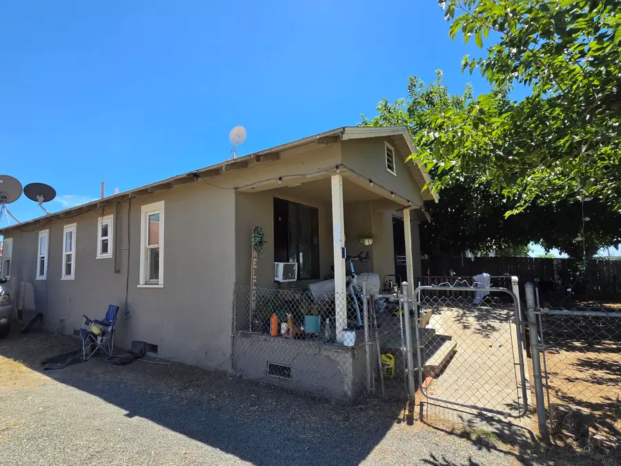 34442 Millwood Drive, Woodlake, CA 93286 - #3