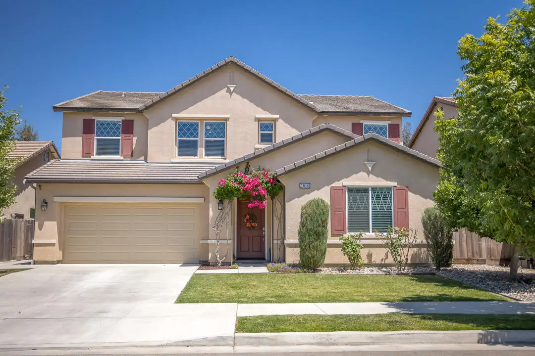 1614 N Mae Carden Street, Visalia, CA 93291 - #1