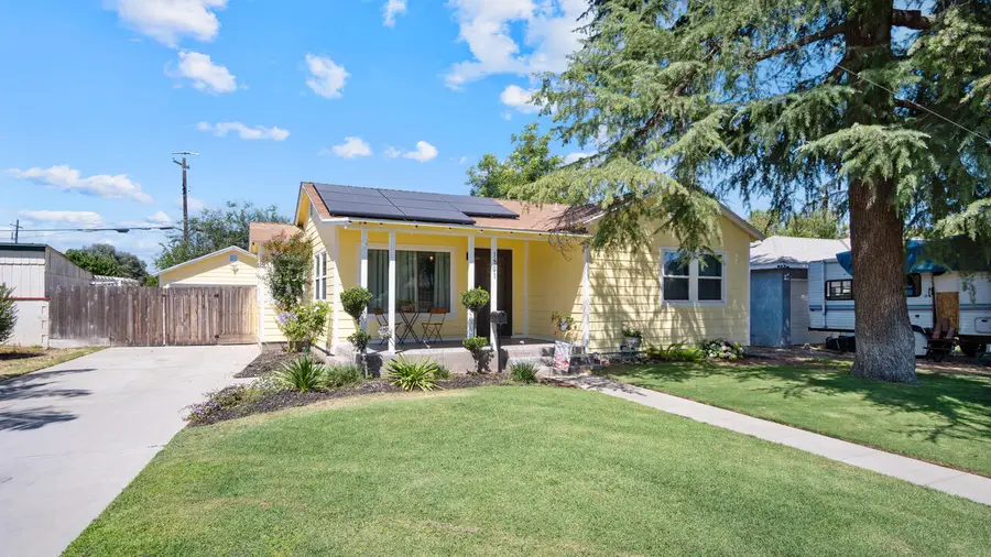 1805 Kenmore Drive W, Fresno, CA 93703 - #2