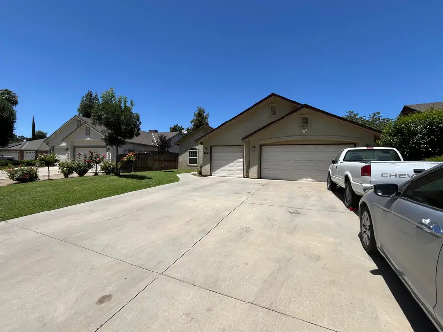 4646 W Manor Court, Visalia, CA 93291 - #3