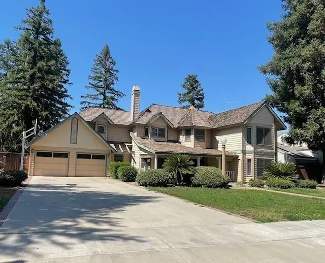 144 E Parkview Avenue, Visalia, CA 93277 - #1