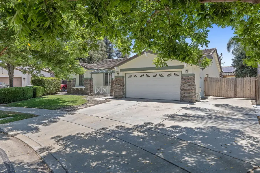 4125 W Harold, Visalia, CA 93291 - #2