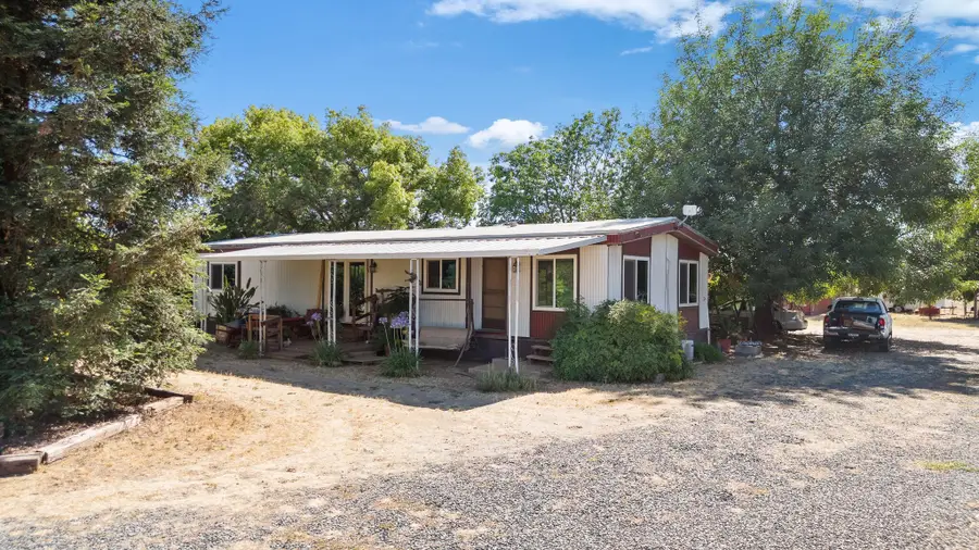 18946 Road 212, Strathmore, CA 93267 - #2