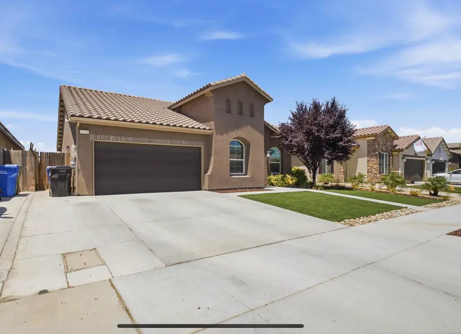 1129 Obsidian Avenue, Lemoore, CA 93245 - #3