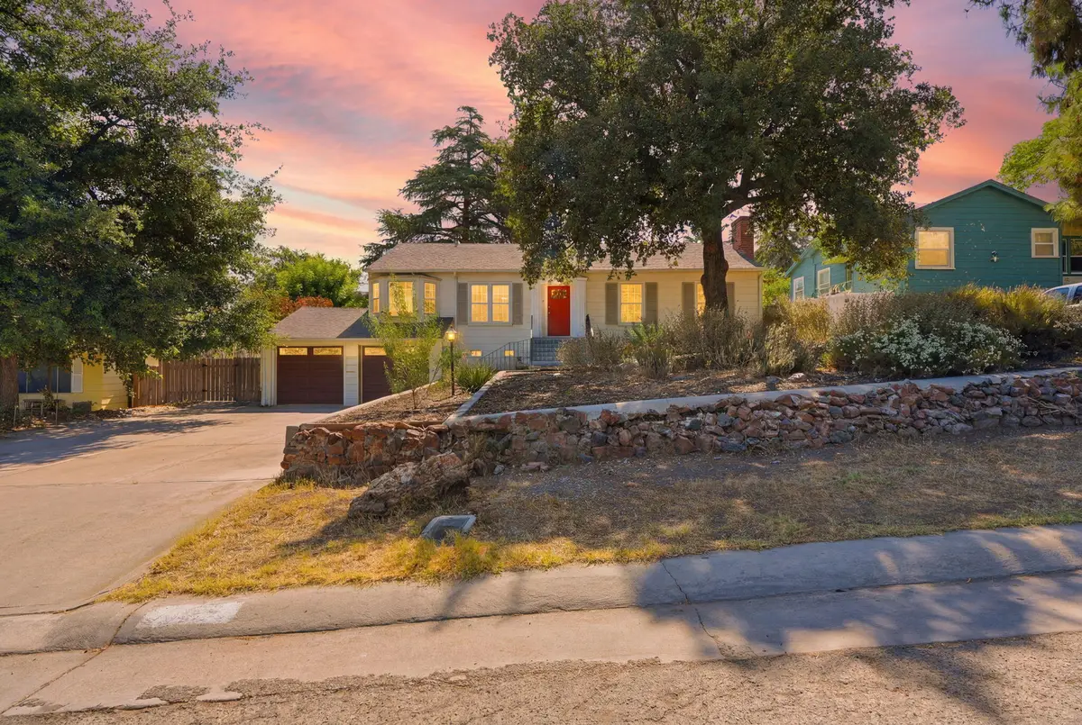 68 N Corona Drive, Porterville, CA 93257 - #1