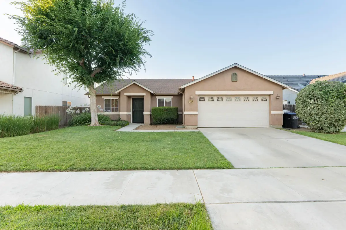 4304 E Oak Avenue, Visalia, CA 93291 - #1
