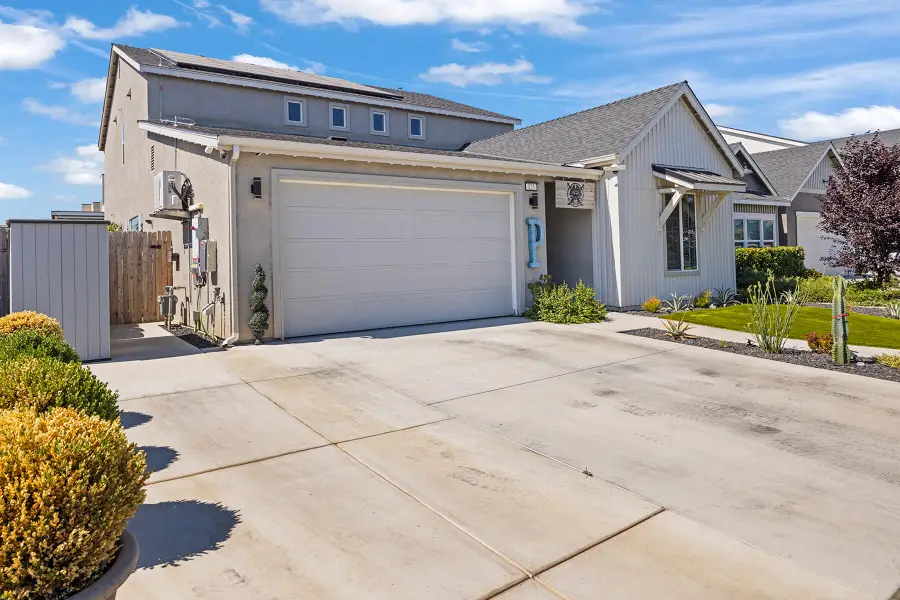 123 E Tyler Avenue, Visalia, CA 93291 - #3